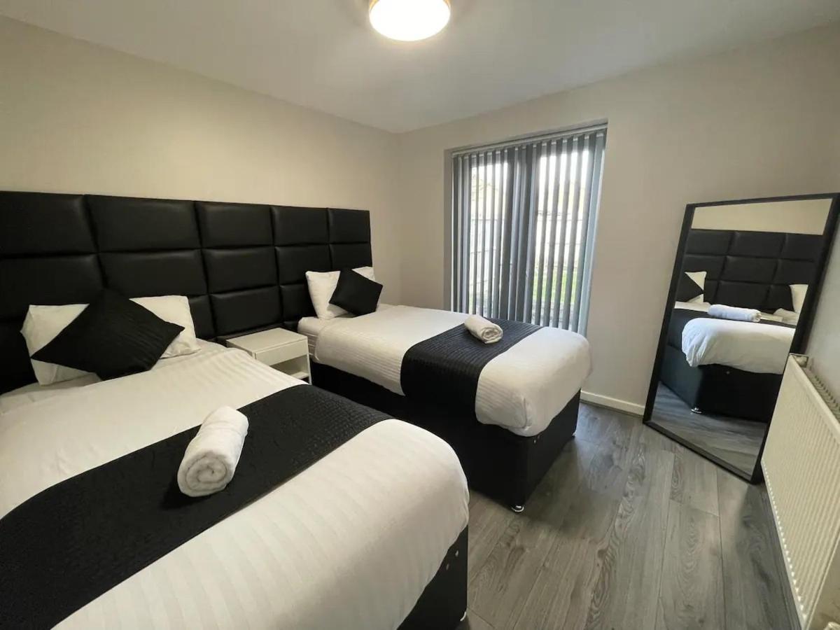 Ryan I Air I Bnb - 147-153 Mill Street - Free Parking リヴァプール エクステリア 写真